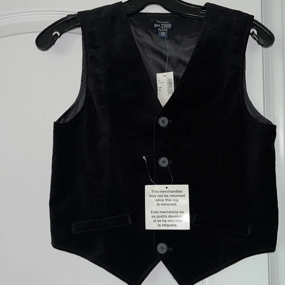 NEW CHILDREN’S PLACE BOYS VELVET BLK VEST SZ 12. - Picture 3 of 4